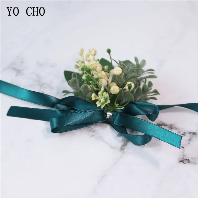 YO CHO Artificial Eucalyptus Plant Leaf Pine Needle Boutonniere Groom Corsages White Green Berries Forest Style Wedding Supplies