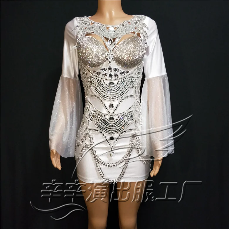 2020 Women New White Long Trailing Silver Shining Rhinestones Dress Sexy Singer Stage Performance Package Hip Dress Host Costume