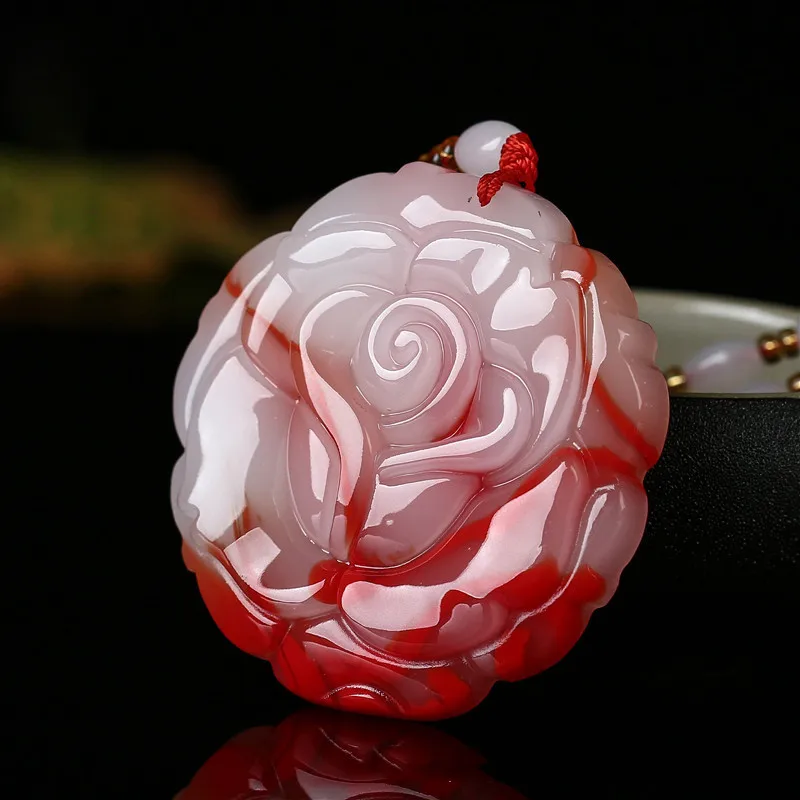 

Xinjiang Chicken Blood Jade Flower Rich Pendant Fashion Rose Necklace Pendant for Men and Women