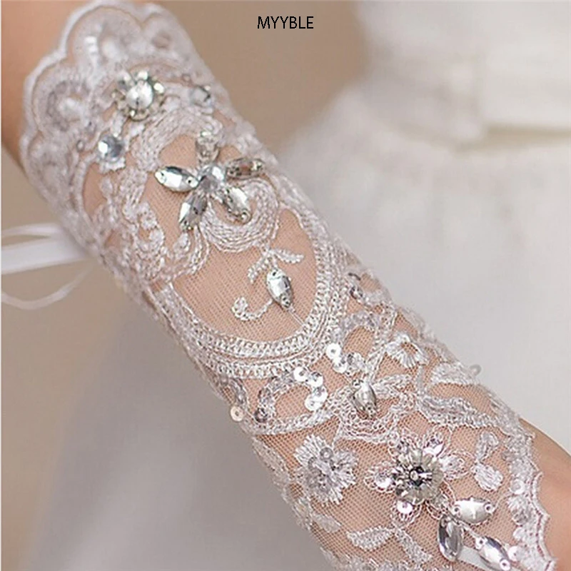 MYYBLE 2020 1 Par Brasil Marfil Mujer Guantes Sin Dedos Novia Elegante Párrafo Corto Diamante De Imitación Brasil Encaje Guantes