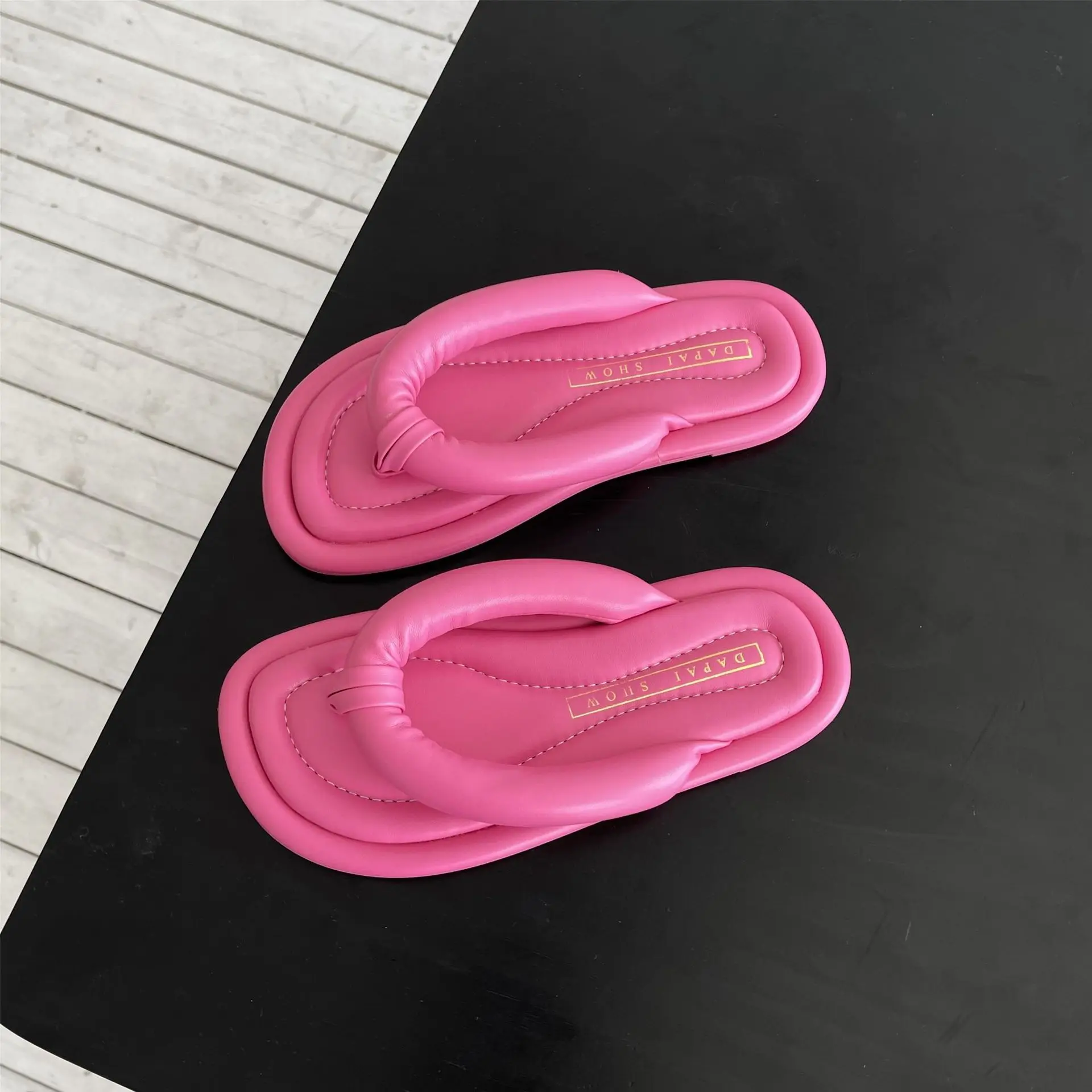 Women Thick Band Flip Flops Multiple Colour Solid Outdoor Slippers Soft Bottom Nonslip Moccasins z899