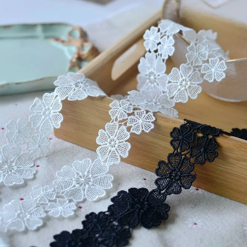 3.5CM Wide Luxury White Black 3D Flowers Guipure Lace Fabric Embroidery Fringe Ribbon DIY Dress Collar Trimmings Sewing Supplies