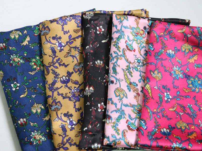 1미터 X 1.48미터 새틴 원단 레트로 플로럴 드레스 - Velvet Fabric Embroidery 리뷰 및 가격