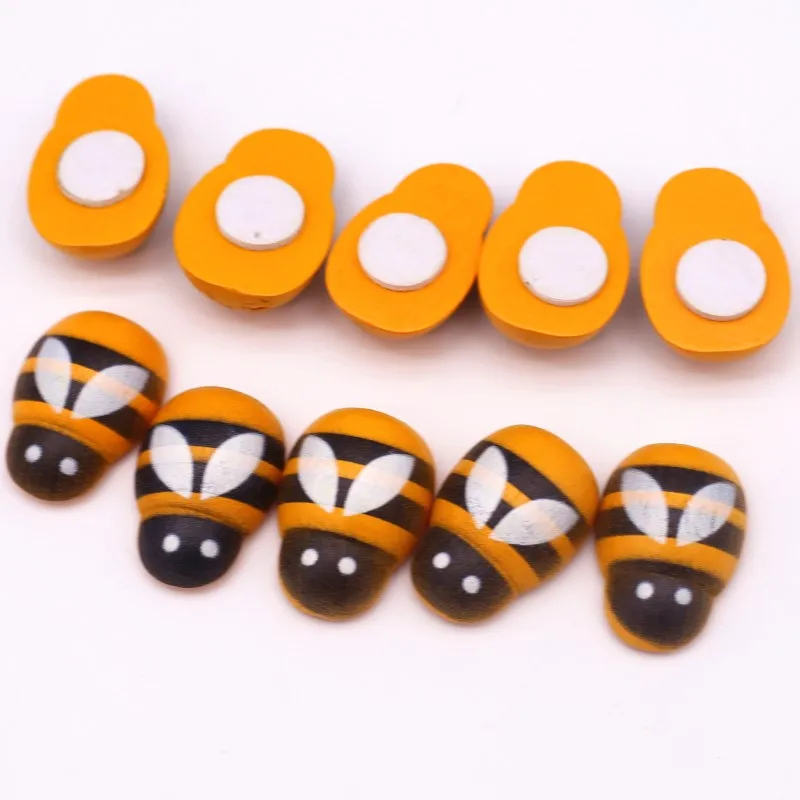 18*25mm Big Yellow Bee with Glue Wood Figurines Handicrafts Refrigerator Wall Decorate DIY Wedding Party Festival Supplies 20pcs