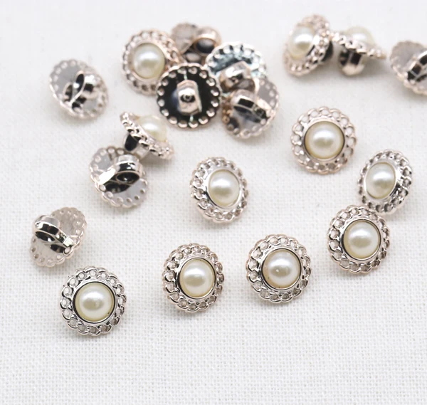 30pcs/lot Size:11mm Pearl White Shirt Buttons Resin Button Scrapbooking DIY Clothing accessories (ss-1018)