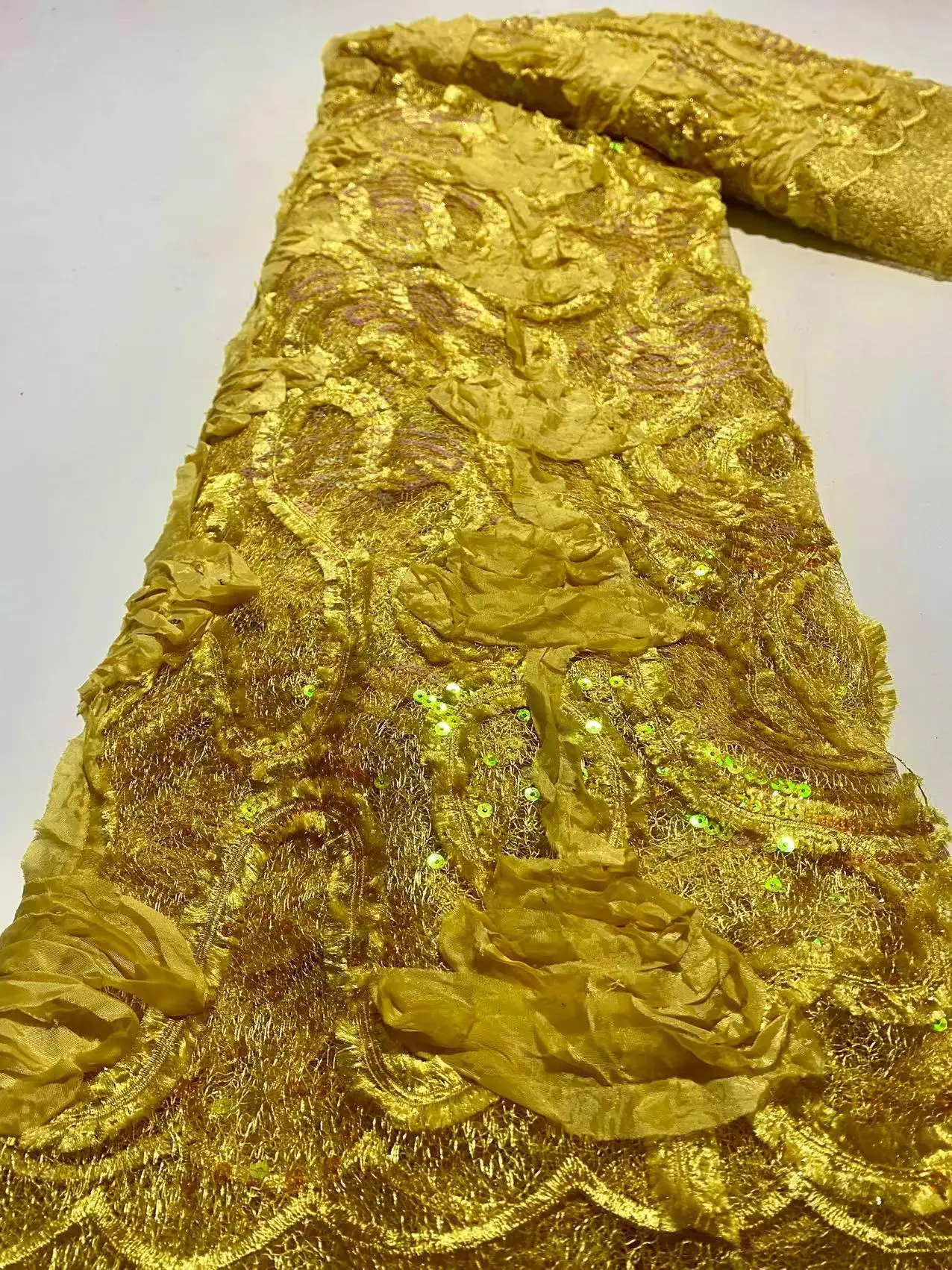 

Fashion African Lace Fabric 2022 High Quality Sequins Embroidery 3D French Nigerian Lace Fabric 5 Yard for Wedding Party Dress