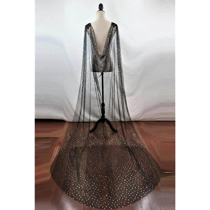 Zwarte Goud Bridal Cape Veils Wedding Mantel Sterren Maan Pailletten Sparkly Starry Bruiloft Schouder Backless Sluier Voor Bruiden Lange