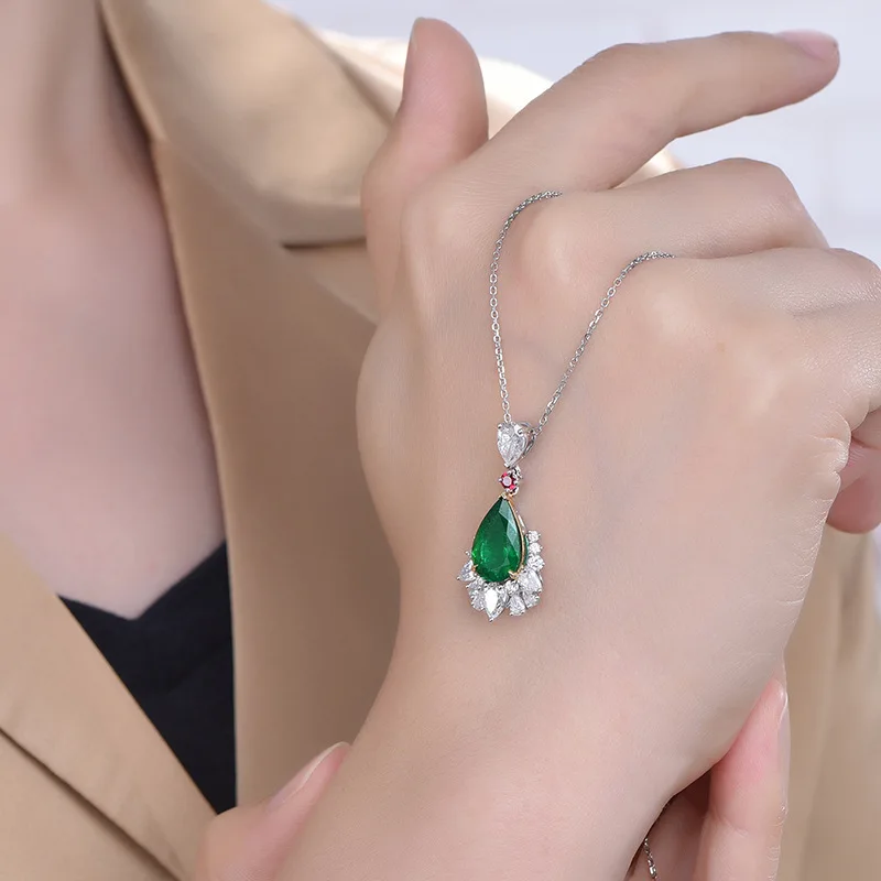 real 18 k gold Jewelry Necklace Women Original Solid 18k Sapphire Pendant Luxury Woman natural stone Necklace Fine Jewelry