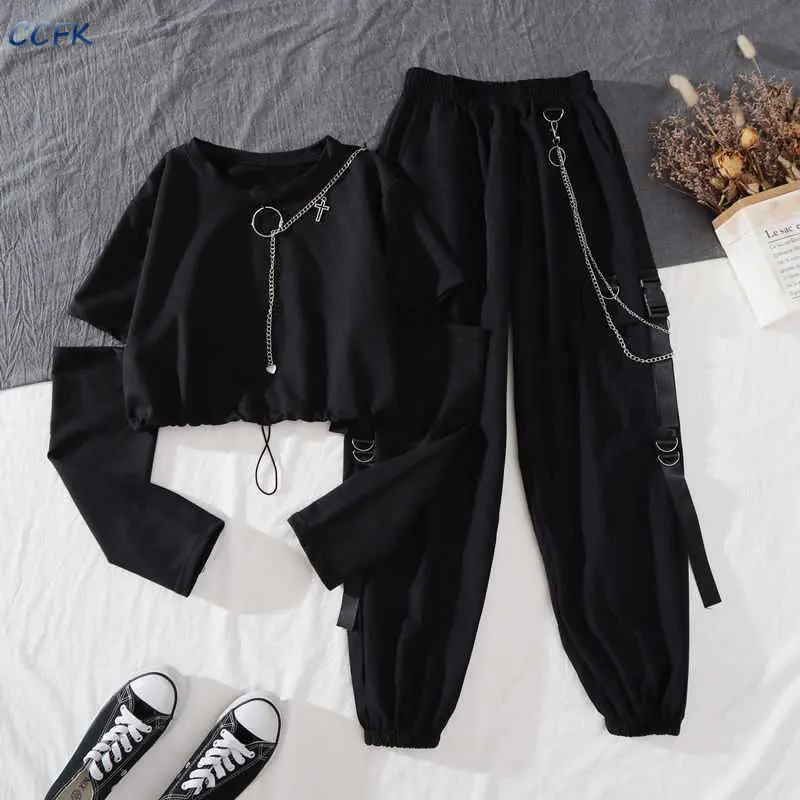 

Alt Clothes Women Harajuku Cargo Pants Sets Joggers Trousers Two-piece Suit Punk Pants with Chain Emo Egirl Clothes Aesthetic