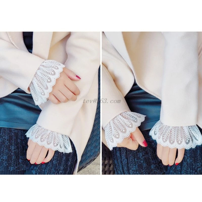 2Pcs Women Girls Fake Flare Sleeves Floral Lace Pleated Ruched False Cuffs Sweater Wrist Warmers With Faux Pearl Button