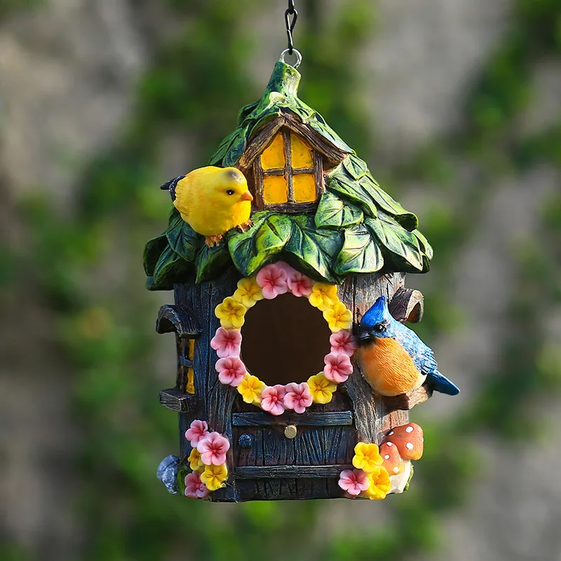 Courtyard garden decoration, outdoor bird house, winter warmth, hanging nest, resin handicraft ornaments