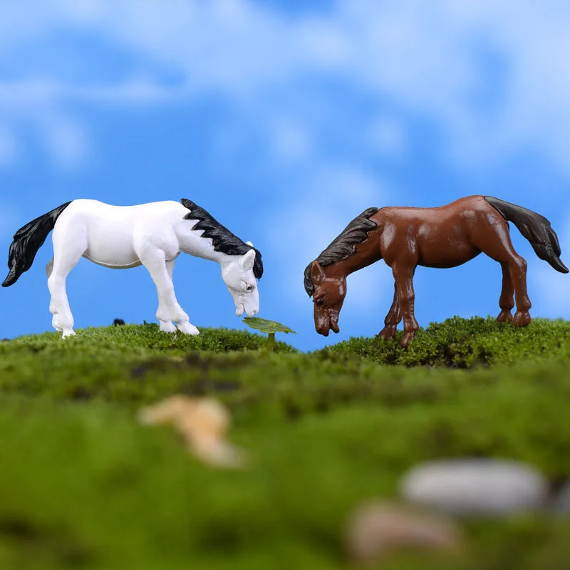 20PCS 4cm Horse Family Simulation Model Animals Kids Toys Mini Gnomes Moss Terrariums Figurines Decoration DIY Animals Statue