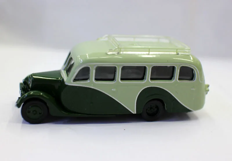 New NorRev 1/87 Scale  U23 Autocar Bus 1947 Vehicle Diecast model Alloy Car HO Scale For Collection Gift