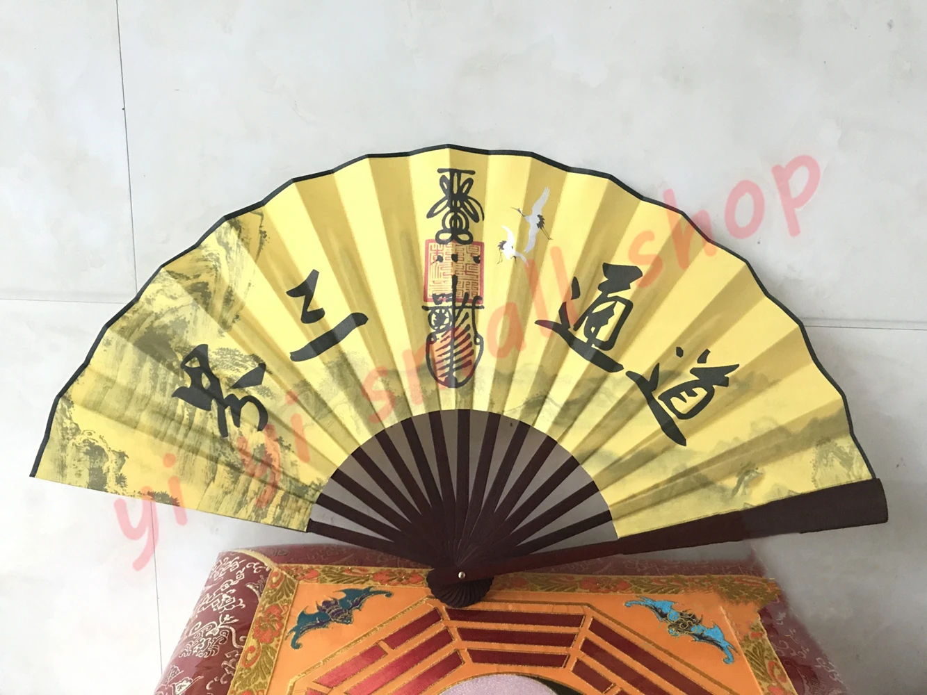 Taoist Dharma Fan, Tianshi Zhang Riding a Tiger, Peace Change Folding Fan, Taoism Dharma Tools, Silk Cloth