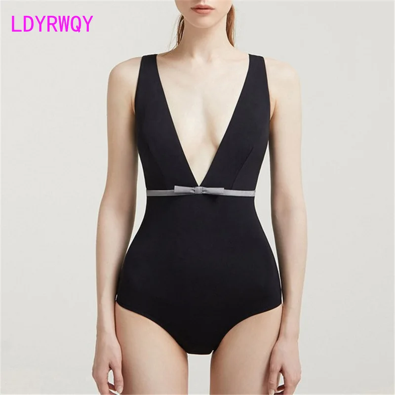 2021 new v-neck sexy one-piece swimsuit women Korean style high waist hot spring vacation bikini women