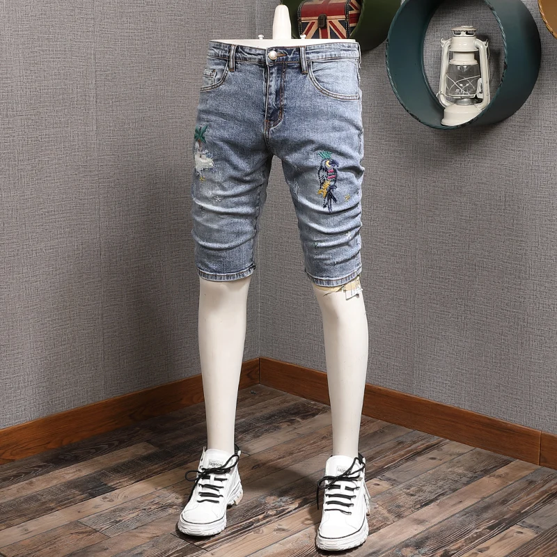 

Men Parrot Embroidery Ripped Denim Shorts Summer Streetwear Casual Mens Light Blue Slim Fit Short Jeans