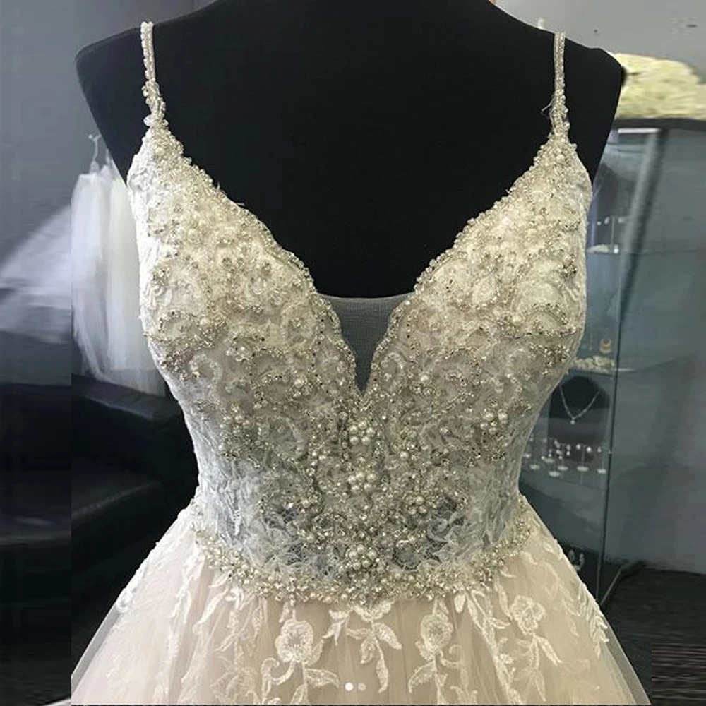 

V Neck Spaghetti Straps Long Evening Dress Party Elegant A-line Vintage Dubai Prom Dresses 2021 Luxury Hot Sale