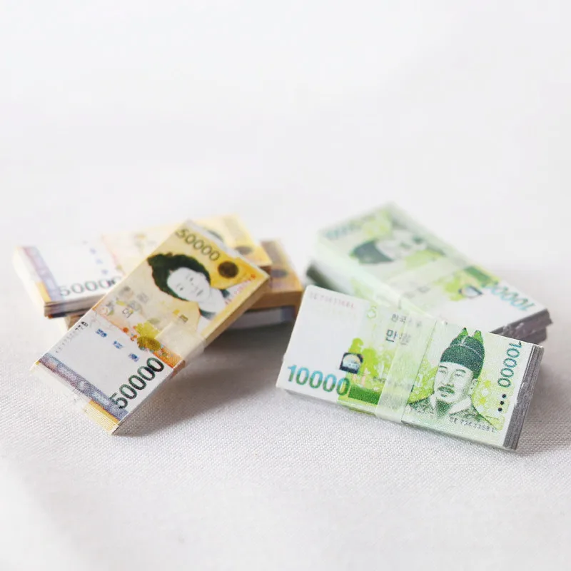 10 Bundle 1/6 Dollhouse Accessories Mini Dollars Korean Won Banknote Model Toys Miniature Items For Barbies Bjd Ob11 Dolls Money