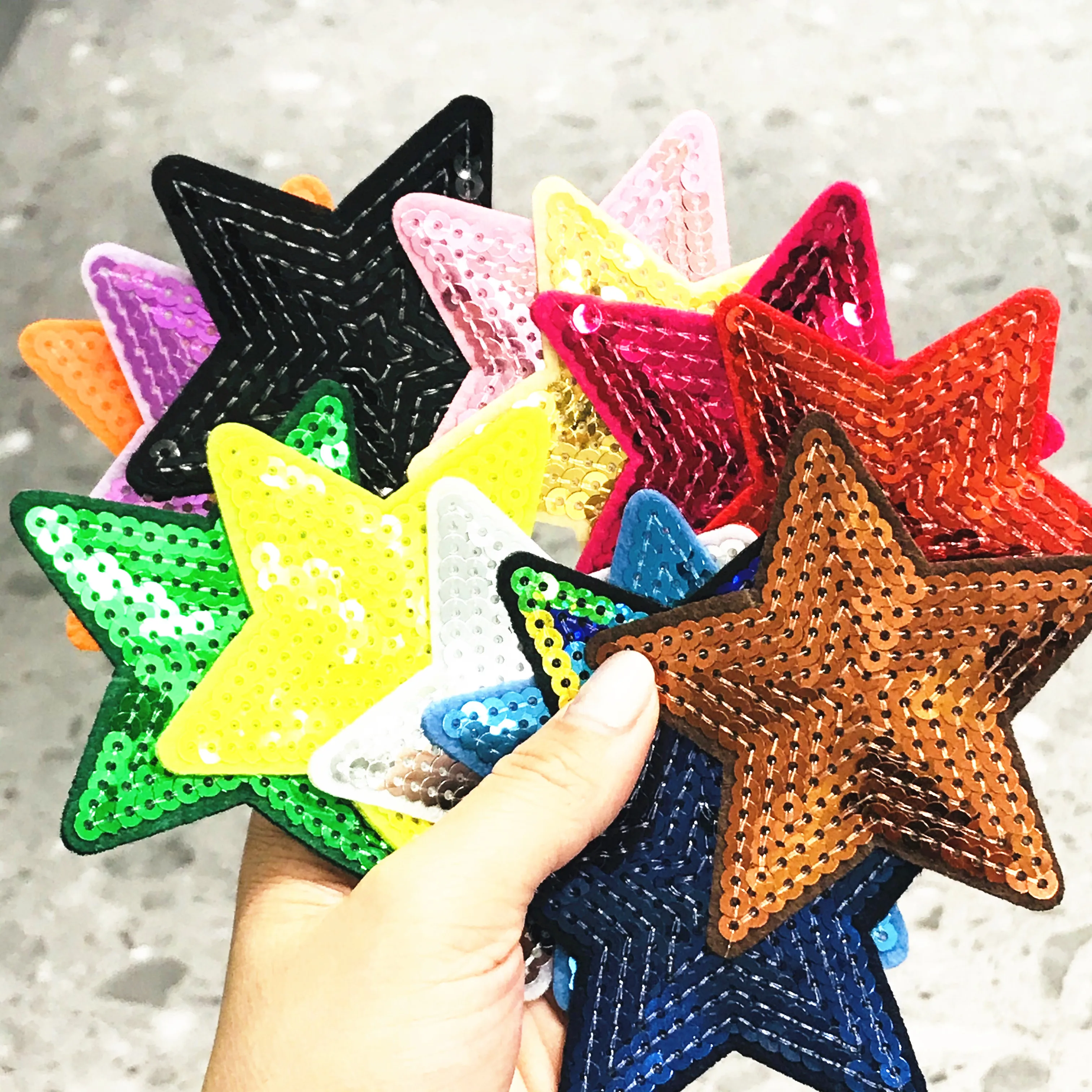 1Pcs Sequined Shiny Star Colorful Patch Glitter Stars Stickers DIY Fabric Appliques Embroidered Iron On Coats Jeans Pants Badge