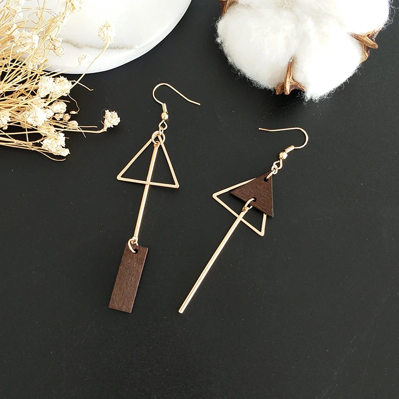 Simple geometric wood triangular asymmetric earrings