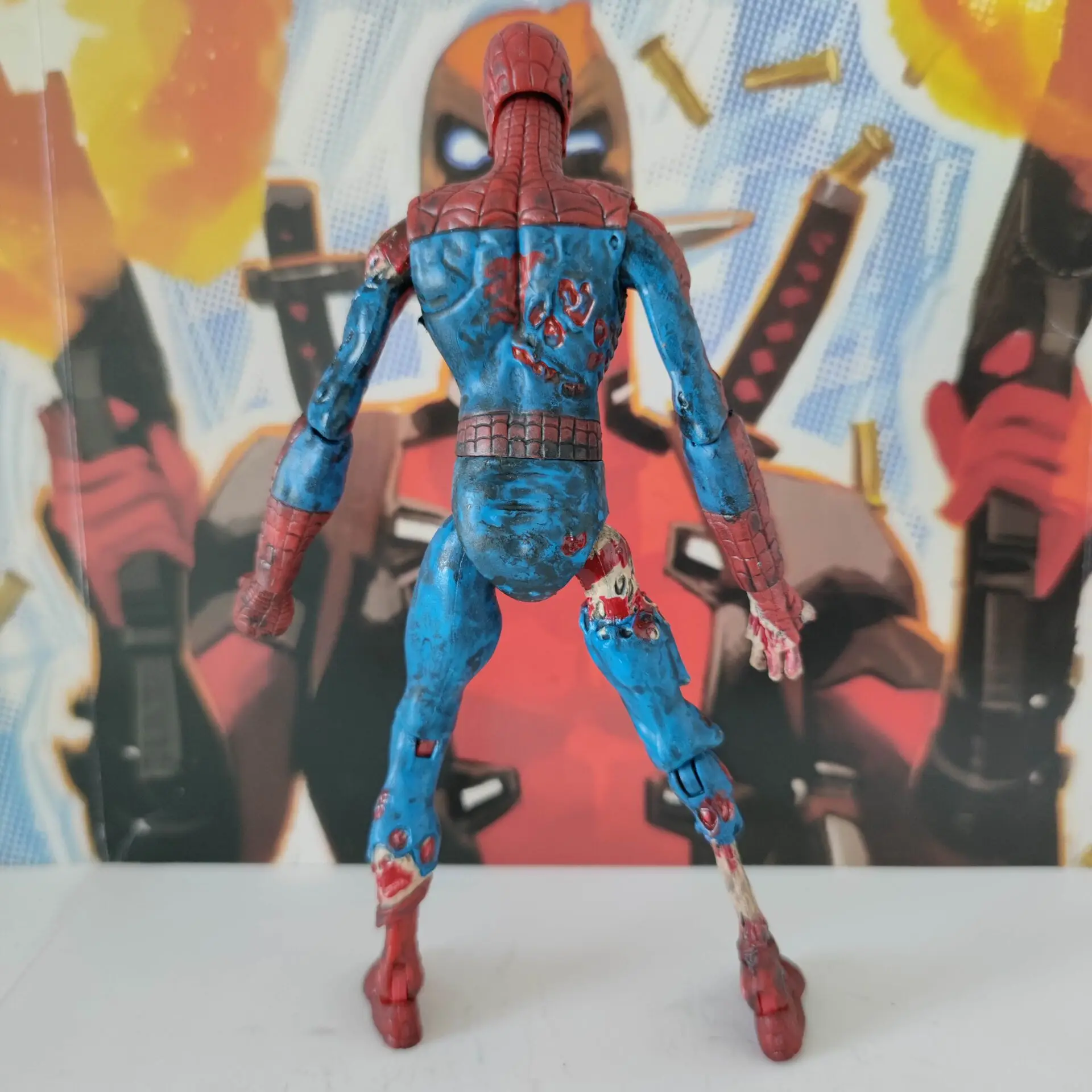 Toybiz Marvel Select Diamond DST Zombie Spiderman 7"  Action Figure Rare - view 3