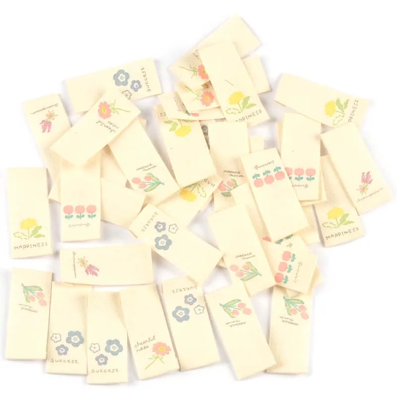 50pcs/lot Colorful Flowers Labels Printed Cloth Label Sewing Clothes Flag Shoe Clothing DIY Handmade Crafts Accessories C2887