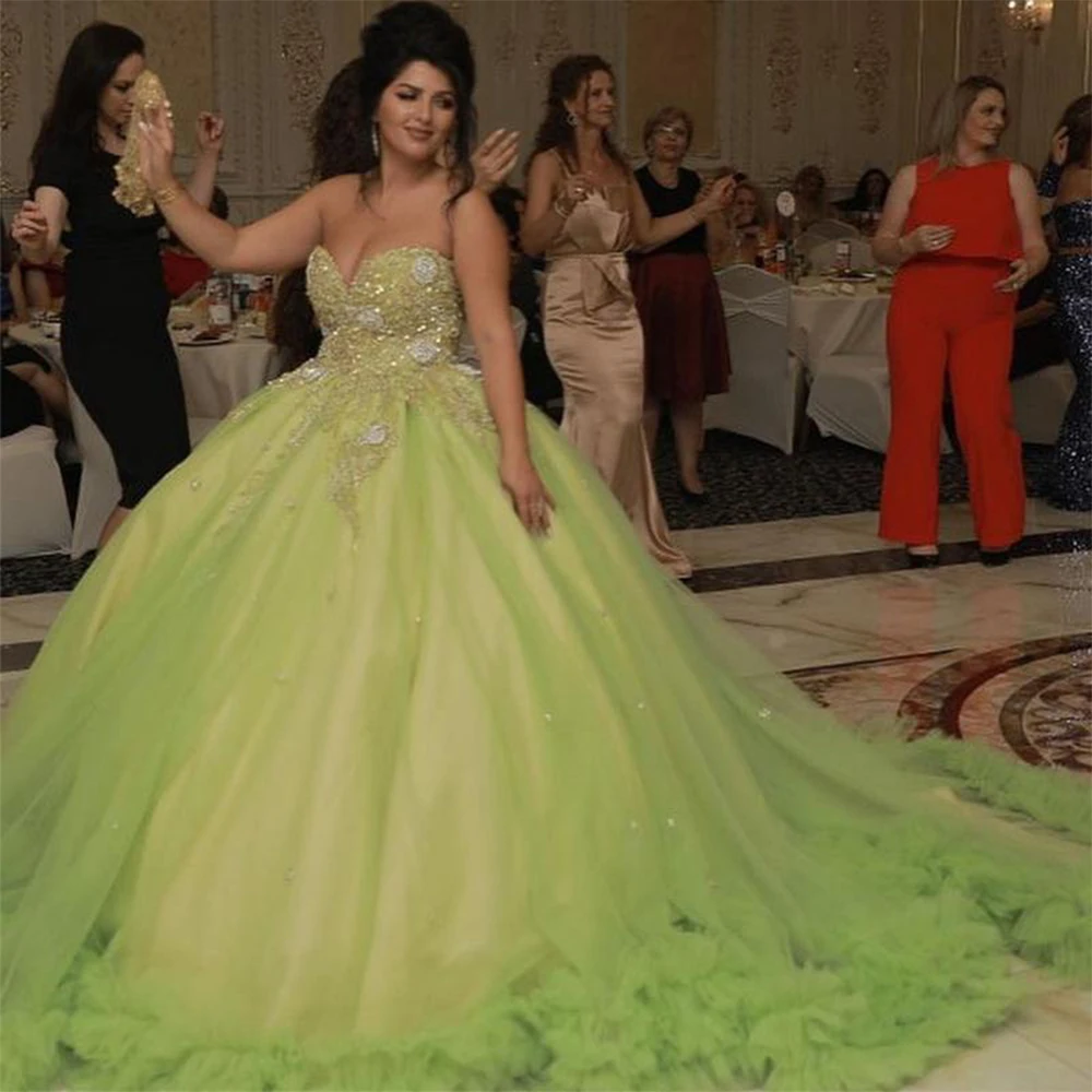 Light Green OrganzaApplique Crystal Beaded Prom Dresses Sleevesless Sweetheart Neck Ball Gowns Evening Gown Customize Vestido De