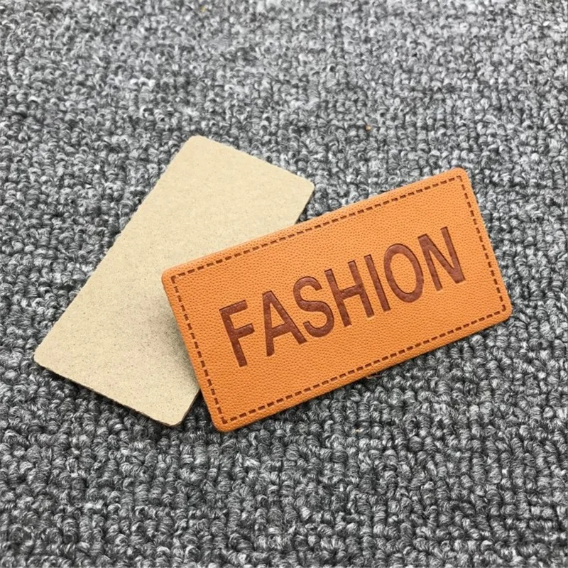 2.0X4.2Cm Handmade Leather Labels With Fashion Logo For Clothing Fashion Text Leather Tags For Gift Hand Made Label For Fashion