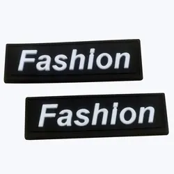 Stock Fashion Rubber Labels For Clothing 3D Pvc Tags With Fashion Text For Clothes Fashion Label For Hats Tag