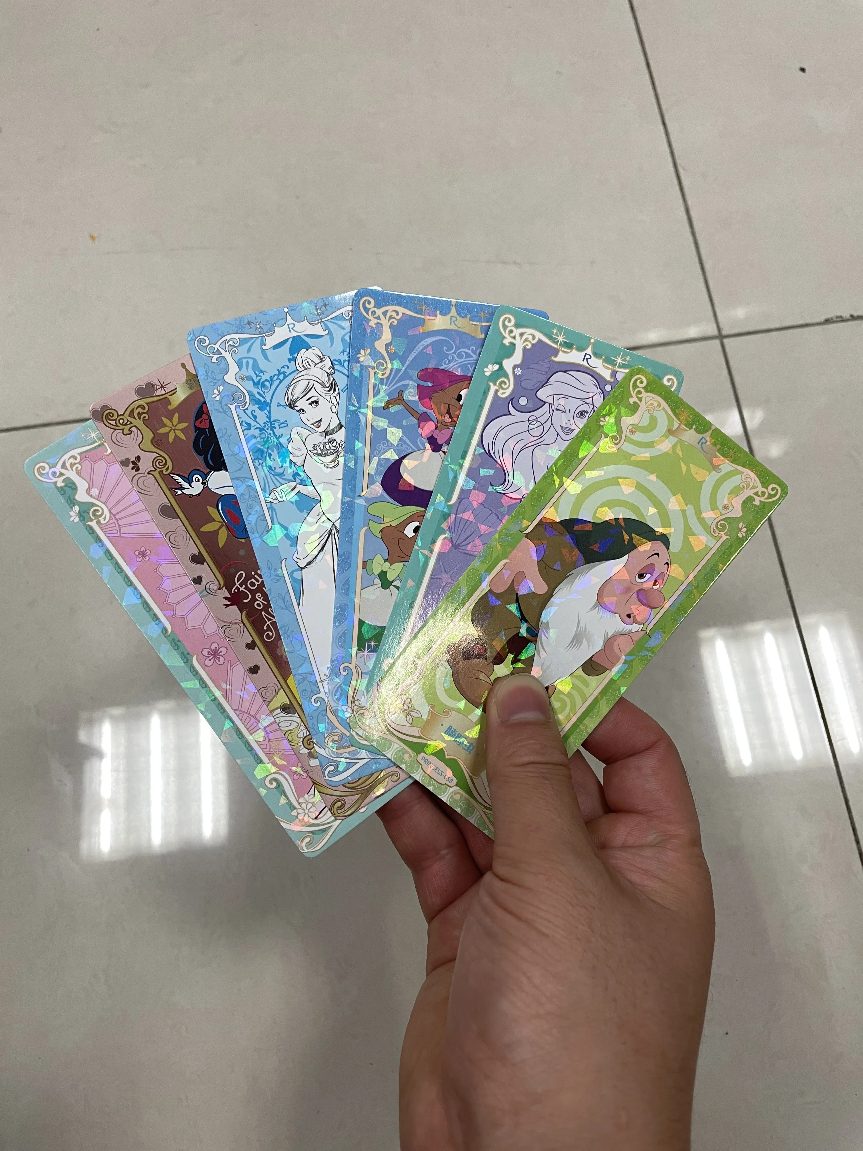 6 pz/set Disney girls FROZEN princess Collection cards set biancaneve Beauty collect kids Christmas present