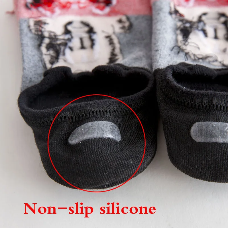 5 Pairs Casual Cute women Socks animal Cartoon Mickey Minnie Daisy socks Cotton invisible funny socks size 35-41 Dropshipping