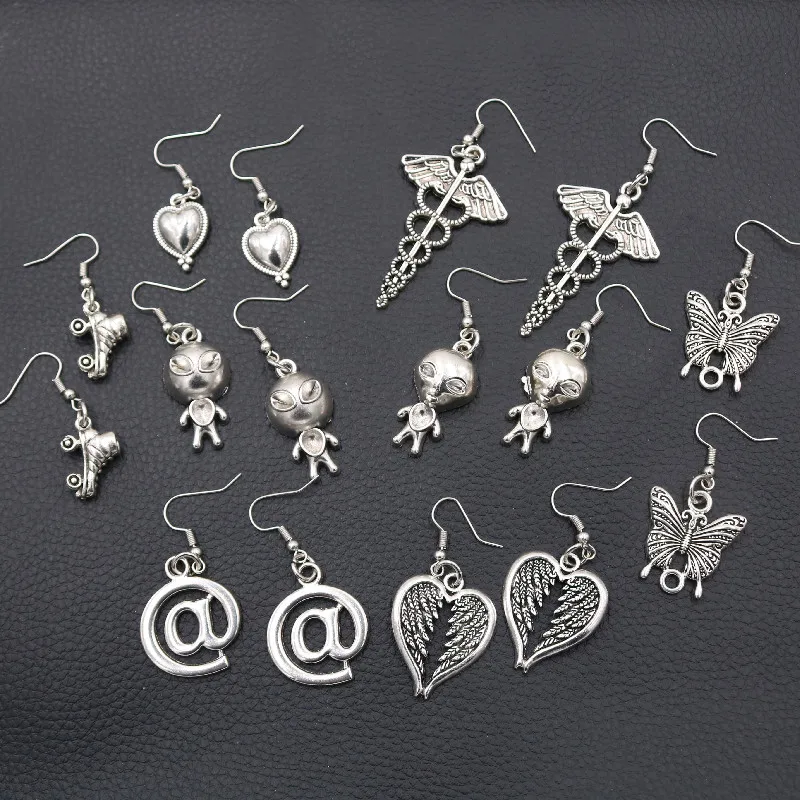 1 Pair Fashion Ear Hook Earrings, Aliens Charms, Skateboard Shoe Charms, Butterfly Charms, Angel Wings Charms, Silver Plated T1