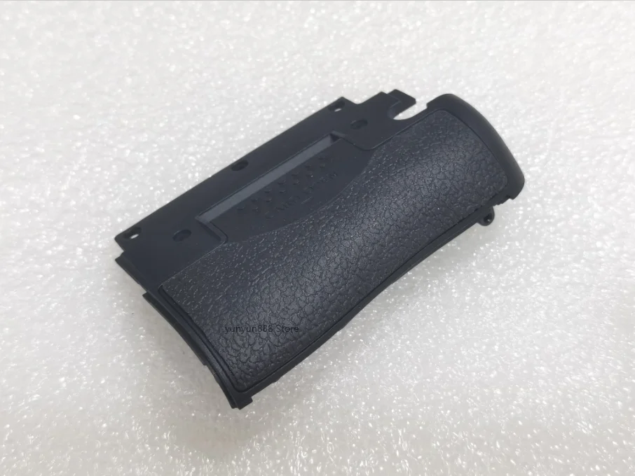 

New CF SD Memory Card Cover Door Rubber For Canon EOS 5D Mark III / 5D3 / 5DIII Digital Camera Repair Part (CG2-3218-000)