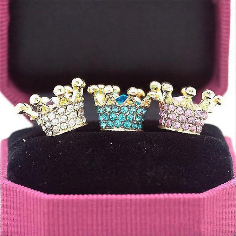 HOT SALE 3.5mm Crystal Rhinestones Cellphone Charms Earphone Audio Headphone Anti Jack Crown Dust Plug Phone