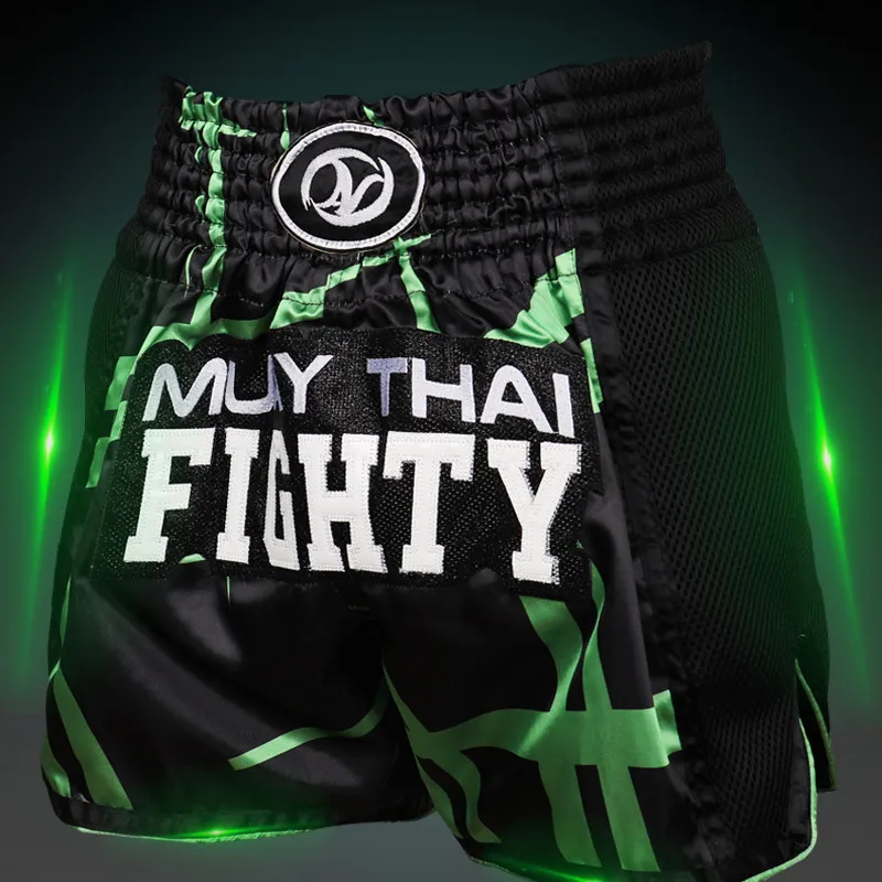 Muay Thai Shorts Männer Stickerei Sport Fitness Kampf Kickboxen Kurze Hosen Frauen Kinder Nach Sanda MMA Boxeo Badehose Schwarz