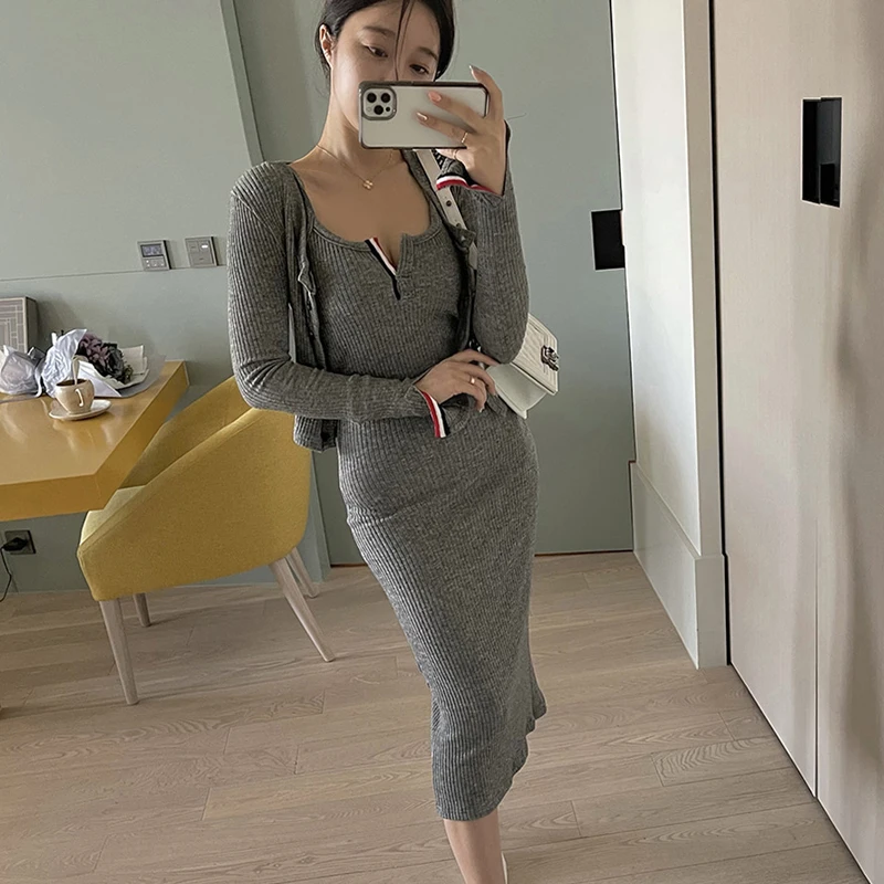 

2021 Autumn Fashion Flower Elegant KnitTwo Piece Set Women Casual Long Sleeve Cardigan Coat + Split Suspender Dress Suit