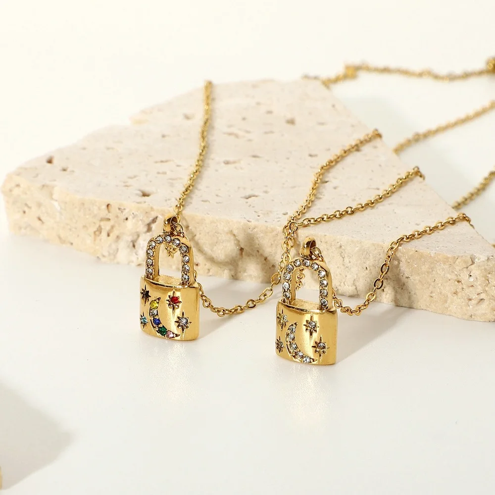 

Stars and Moon CZ Zircon Initial Lock Necklaces Couple Gold Chain Luxury Padlock Pendant Necklace for Women Jewelry Gifts