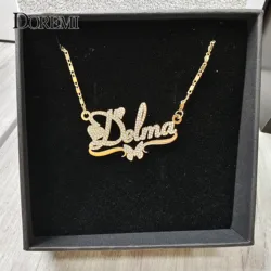 DOREMI-Colar com letras pingente borboleta para mulheres, corrente personalizada, jóias personalizadas para crianças