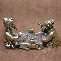 Antique Brass Old Man Playing Chess Miniatures Figurines Tea Table Ornaments Home Decorations Crafts Accessories Desktop Decors