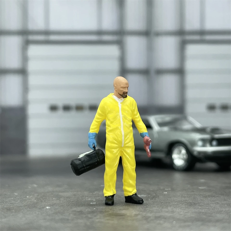 1/64 Scale Model Breaking Bad Walter White Carrying Money Bag Cast
