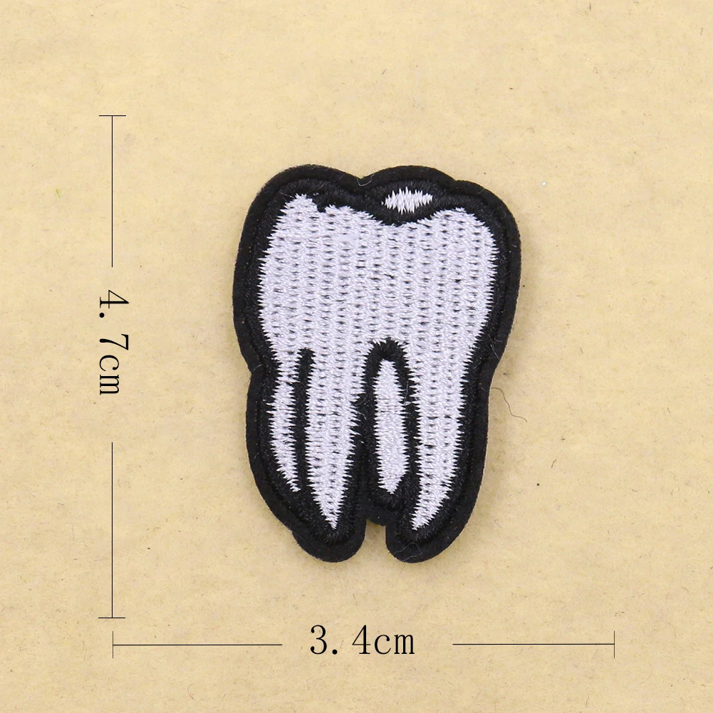 2PCS Cartoon Tooth Pathes DIY Patch Cute Embroidery Applique Dentisit Badge Iron on Fabric for Clothing Child Clothes Stickers