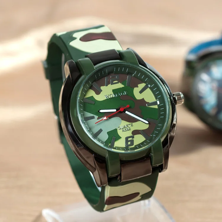 

2020 Men Sports Watches Fashion Camouflage Military Watches Green Silicone Quartz Wriswatches Unsex Special Offer Student Gift