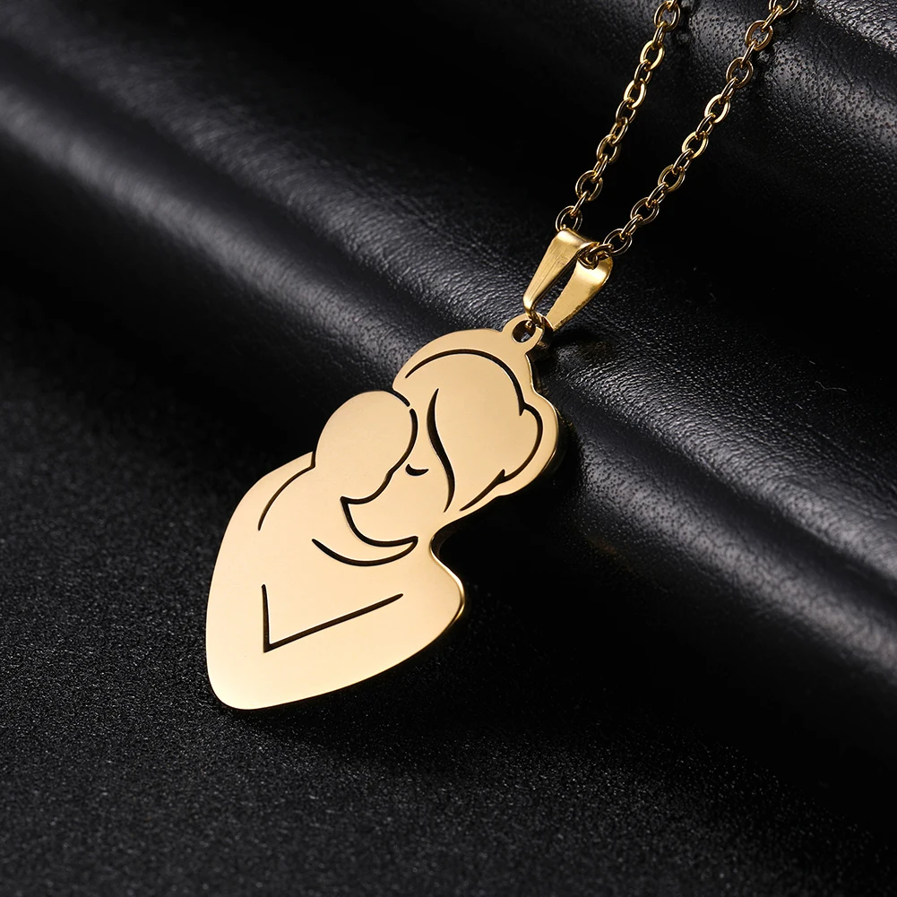 Cazador Lovely Family Pendant Necklaces Mom Dad Children Baby Pregnant Woman Stainless Steel Choker Jewelry Mother Day Gift New