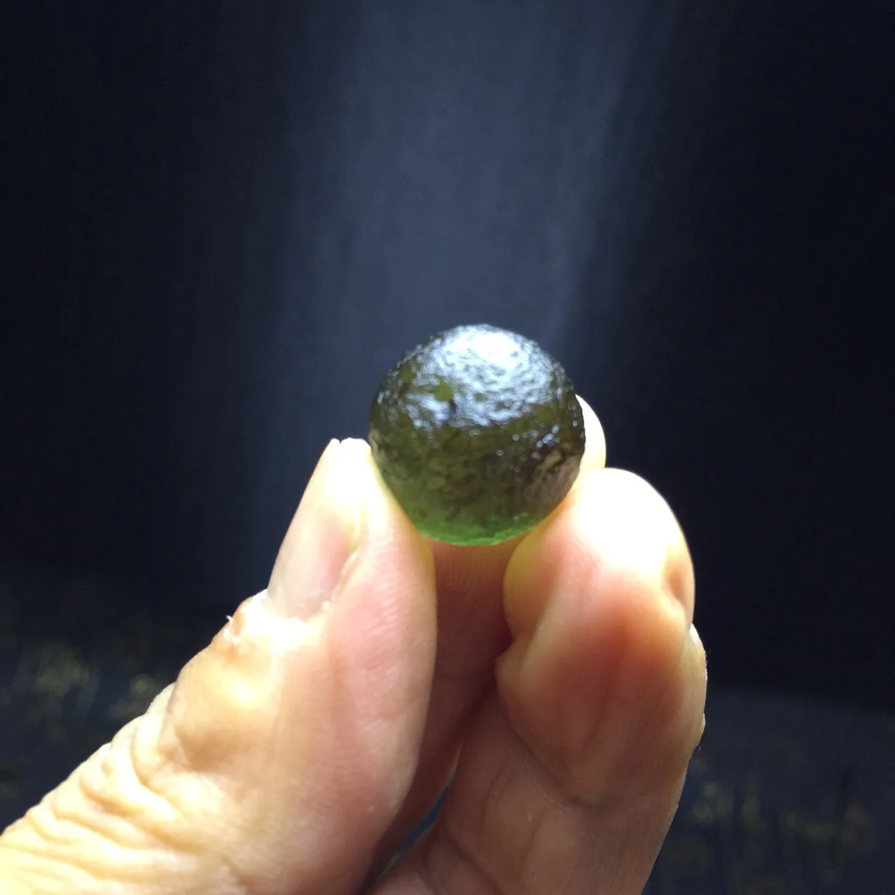 20pcs Green Gem Moldavite Czech Meteorite Impact Glass Sphere Ball Energy Stone Chakra Healing Crystals Bead Decor 10mm