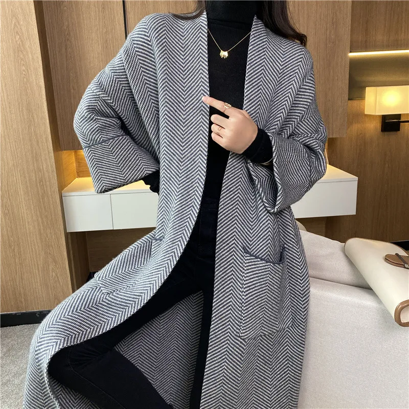 

Recommend women's European and American cashmere knitted herringbone coat Long thickened coat versatile casual medium long coat