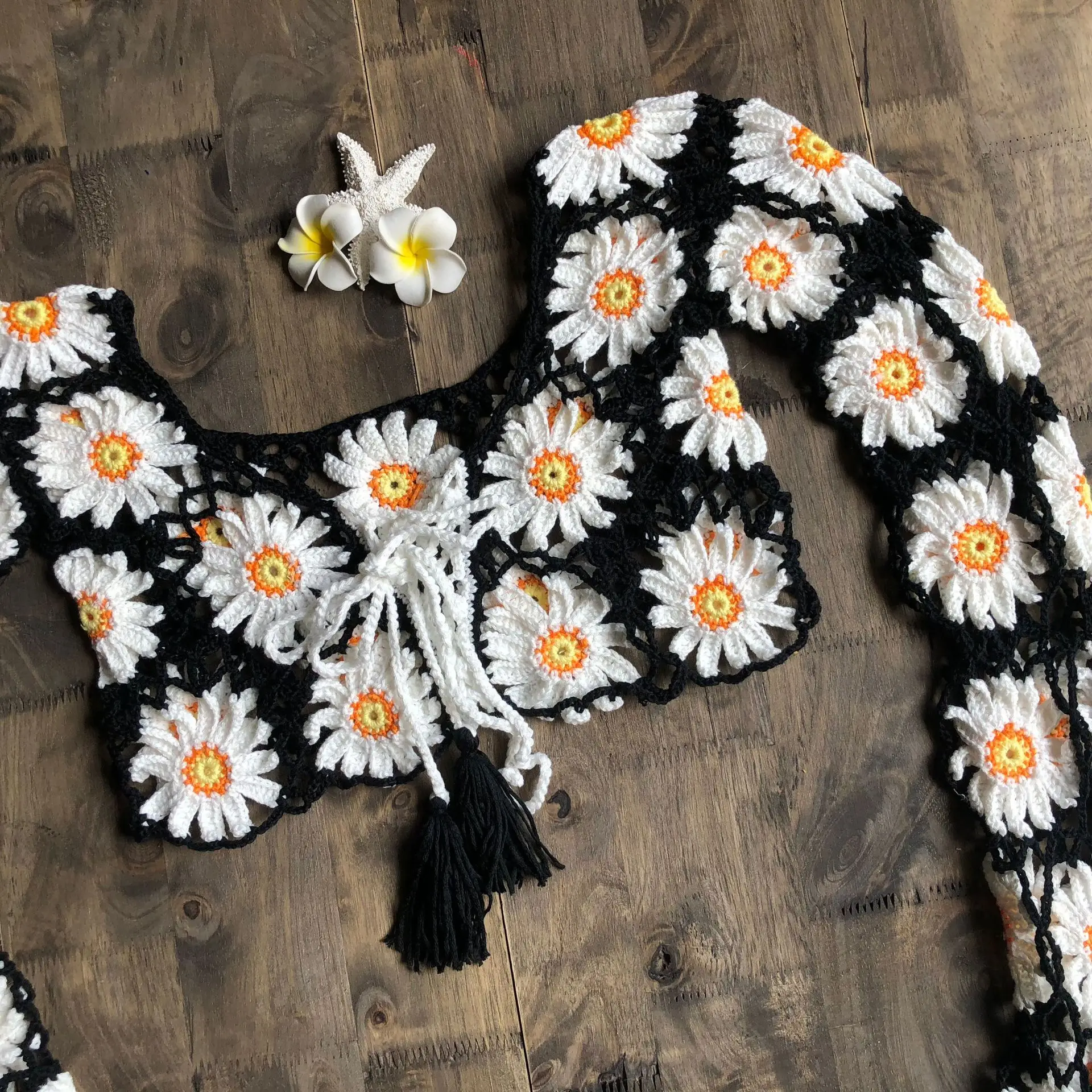 Sexy V Neck Crop Top Women Summer 2019 Handmade Crochet Long Sleeve Beach Wear Cover Up Dress Hollow Out Beachwear Femme Tunic