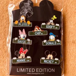 Disney Mickey Minne Donald Duck Cute Badges Backpack Kawaii Pins Clothing Custom Button Badges Brooch