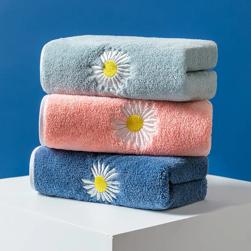 

1Pc 34x74cm Soft Coral Fleece Daisy Flower Embroidery Absorbent Hand Towel Bathroom Washcloth