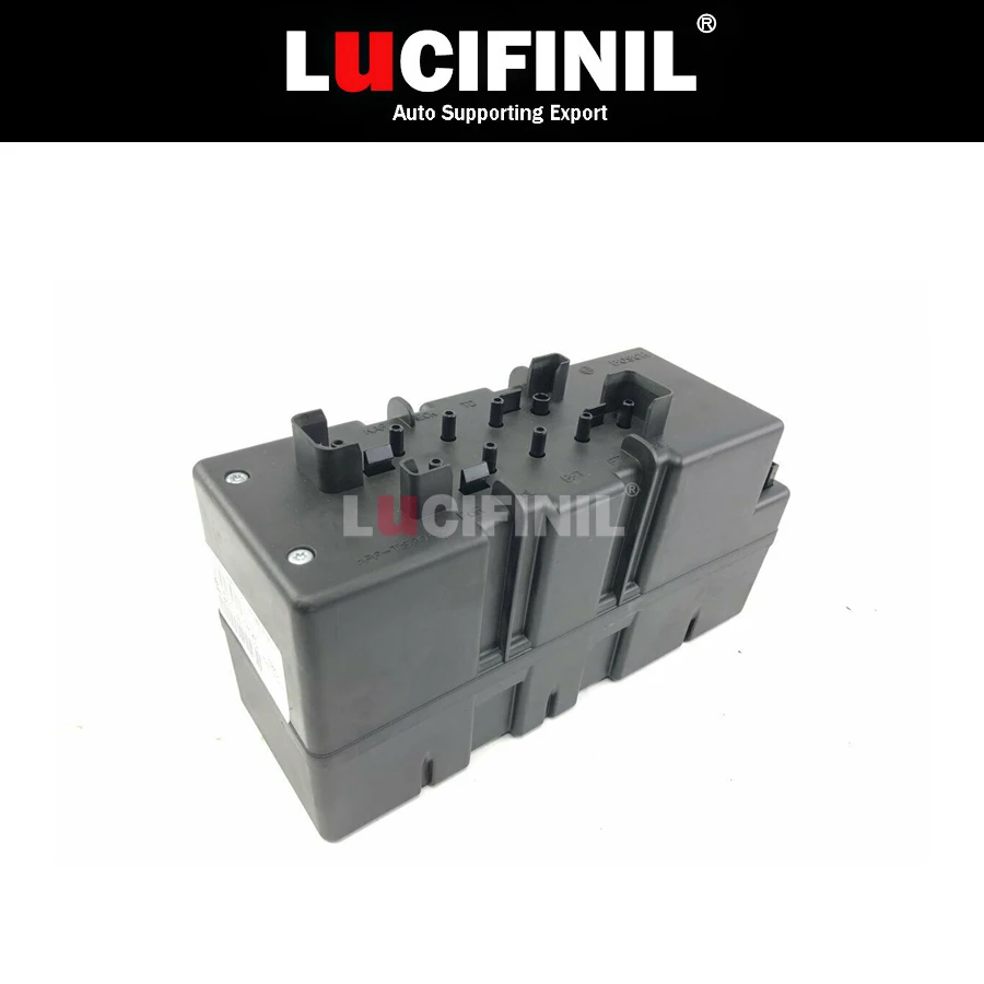 

LuCIFINIL Fit Mercedes W220 Used Vacuum Pump Door Lock Locking Motor 2208000348 (0448) (0748) (0848) (0948) (1048) (1248)