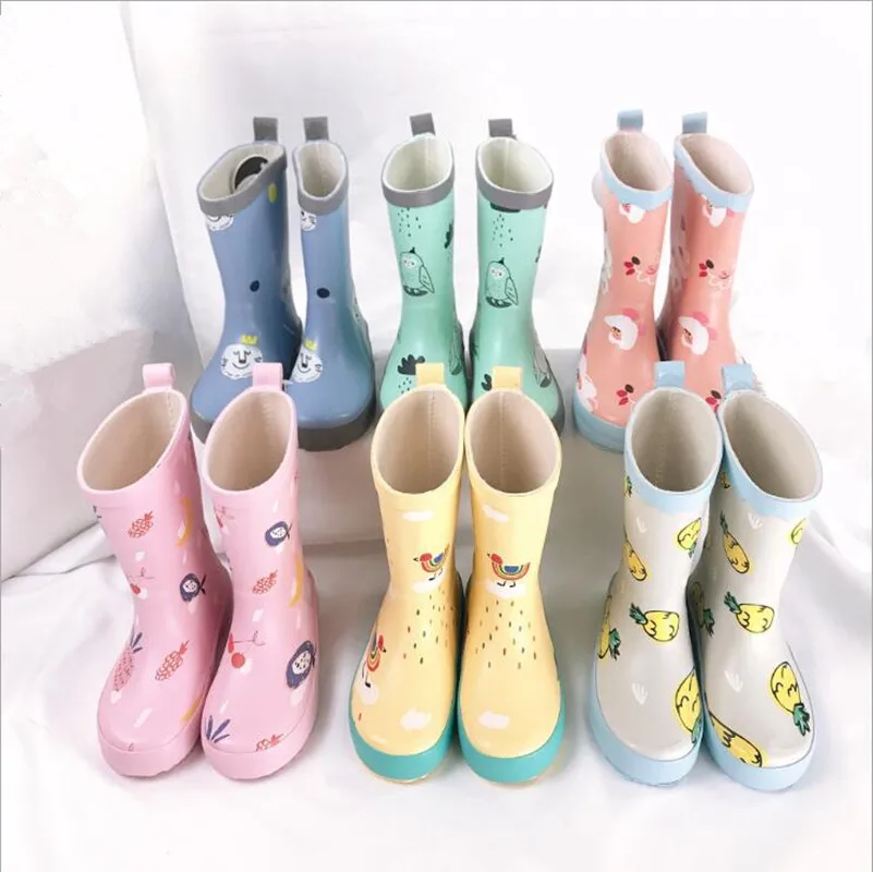 2022 New Style Kids Rain Boots Boys Girls Waterproof Cartoon Printed Water Shoes Rubber Boots Non-Slip Shoes